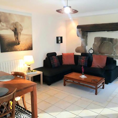 Gite Du Manoir Des Haies Villa Les Champs-Geraux Bagian luar foto